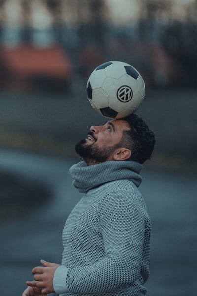 ميلان وإنترالقنوات الناقلة لمباراة السيري أ الكلاسيكية