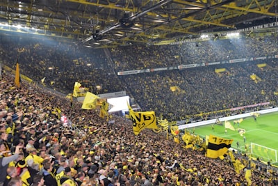 نهائي دوري أبطال أوروبا 2025 بين مين ومين؟ توقعات مثيرة قبل عامين من الحدث الكبير